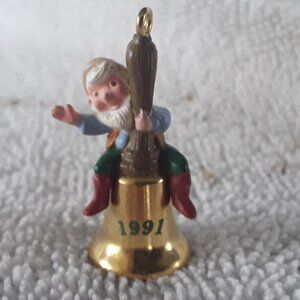 Hallmark Miniature Ornament- Ring - a - Ding Elf,1991, no box